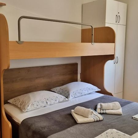 Apartments Gajo Omiš Szoba fotó