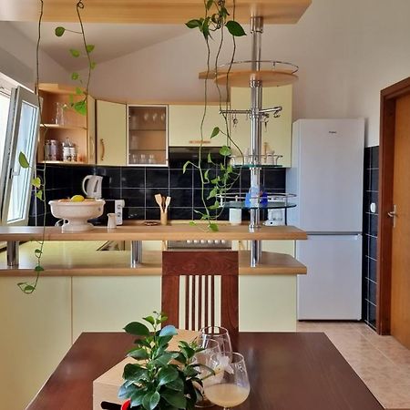 Apartments Gajo Omiš Szoba fotó